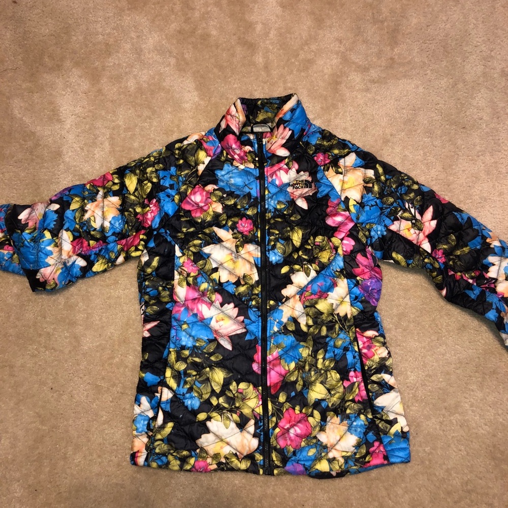 Gently Worn . Beautiful Women’s Floral north Face